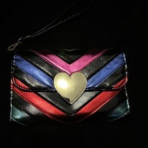 VS Colorful Chevron Wristlet with Heart